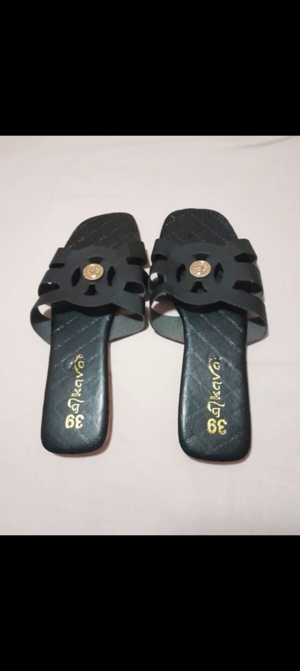 Ladies’ sandals